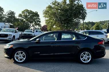Седан Ford Fusion 2018 в 