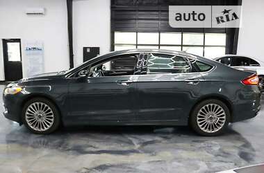 Седан Ford Fusion 2017 в 