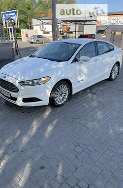 Седан Ford Fusion 2014 в Каменском