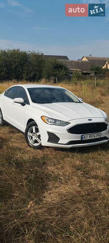 Седан Ford Fusion 2020 в Фастові