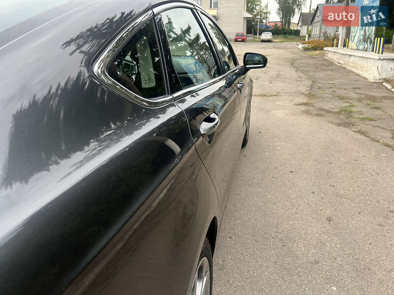 Седан Ford Fusion 2018 в Краснограде