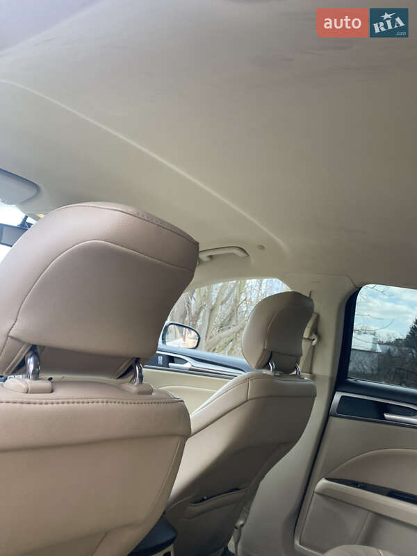 Седан Ford Fusion 2013 в Львові фото 5 Седан Ford Fusion 2013 в Львові