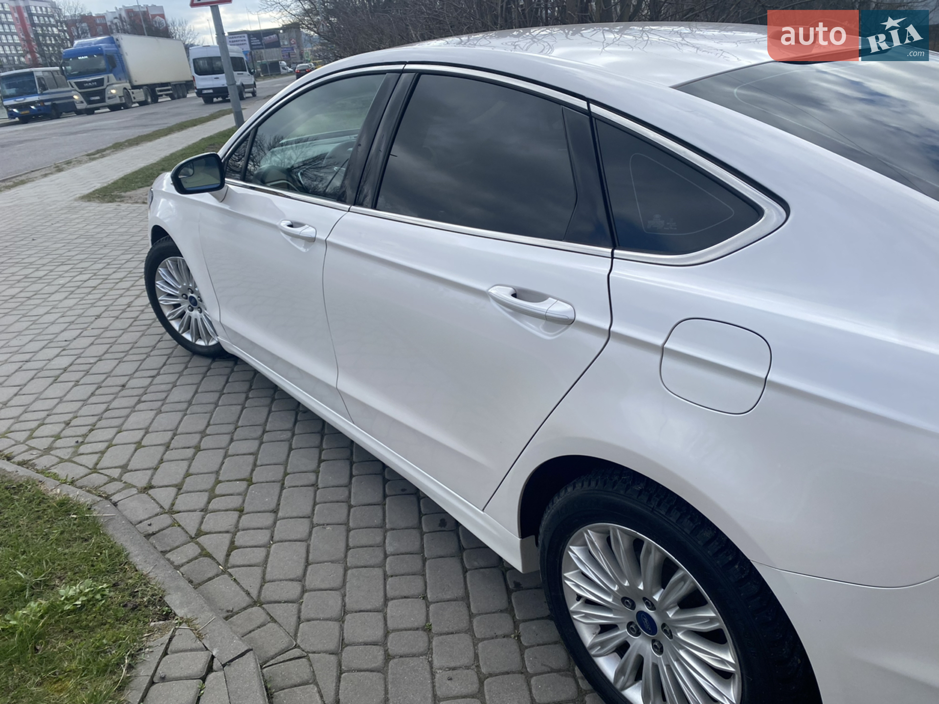 2013 Ford Fusion - мініатюра 4