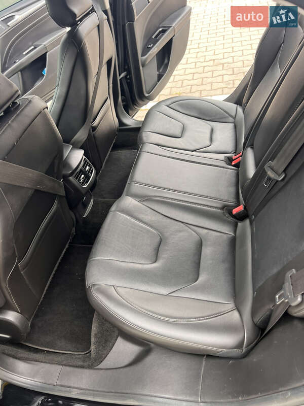 Седан Ford Fusion 2015 в Николаеве
