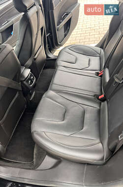 Седан Ford Fusion 2015 в 