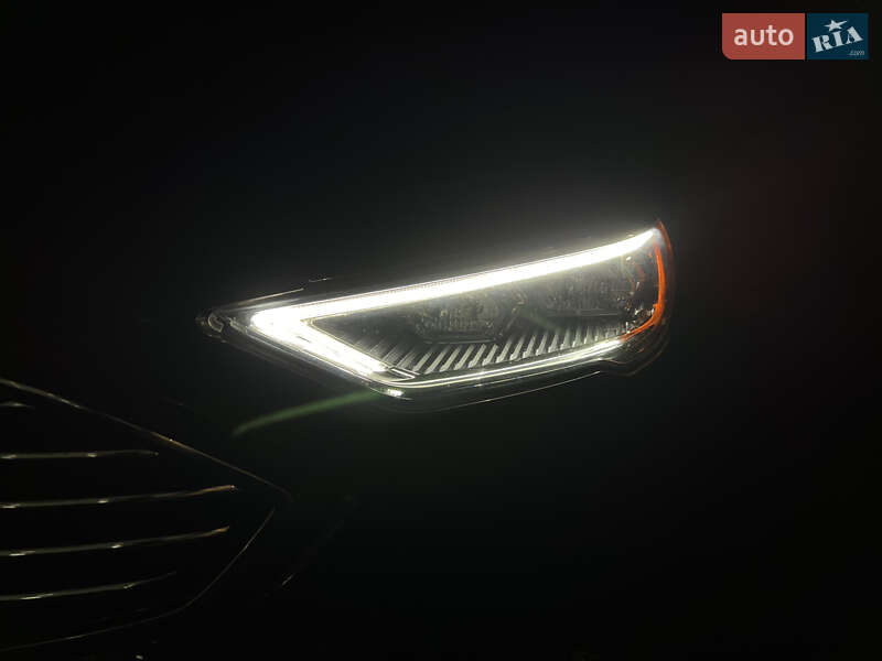 Седан Ford Fusion 2017 в Черкассах
