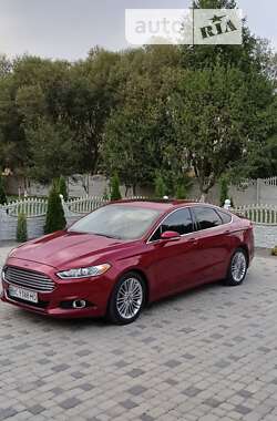 Седан Ford Fusion 2015 в Львове