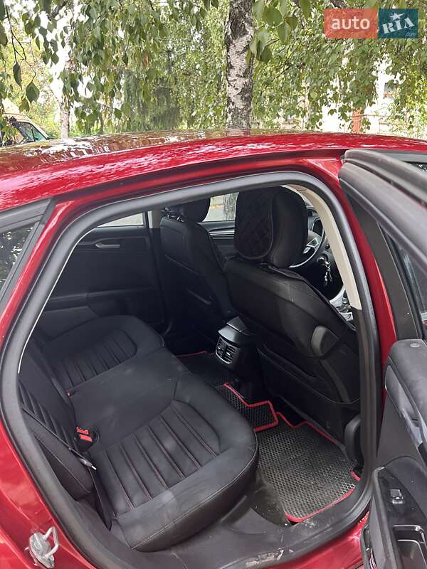 Седан Ford Fusion 2015 в Кривом Роге