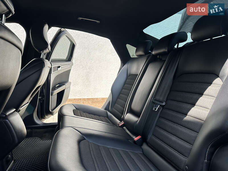Седан Ford Fusion 2017 в Коломиї