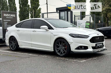 Седан Ford Fusion 2013 в Кременчуці