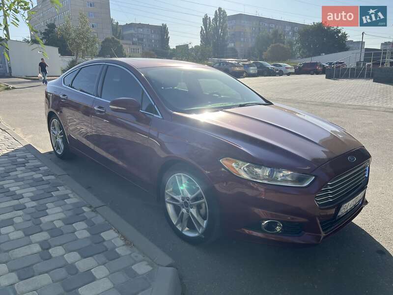 Седан Ford Fusion 2015 в Кропивницком