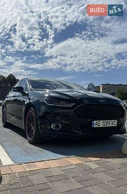 Седан Ford Fusion 2016 в 