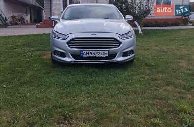 Седан Ford Fusion 2014 в 