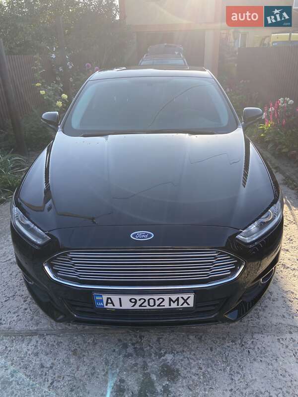 Седан Ford Fusion 2015 в Києві