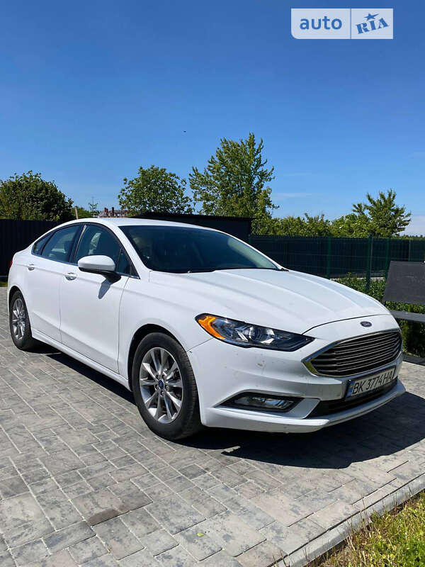 Седан Ford Fusion 2016 в Здолбунове