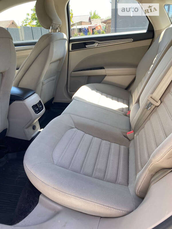 Седан Ford Fusion 2016 в Здолбунове
