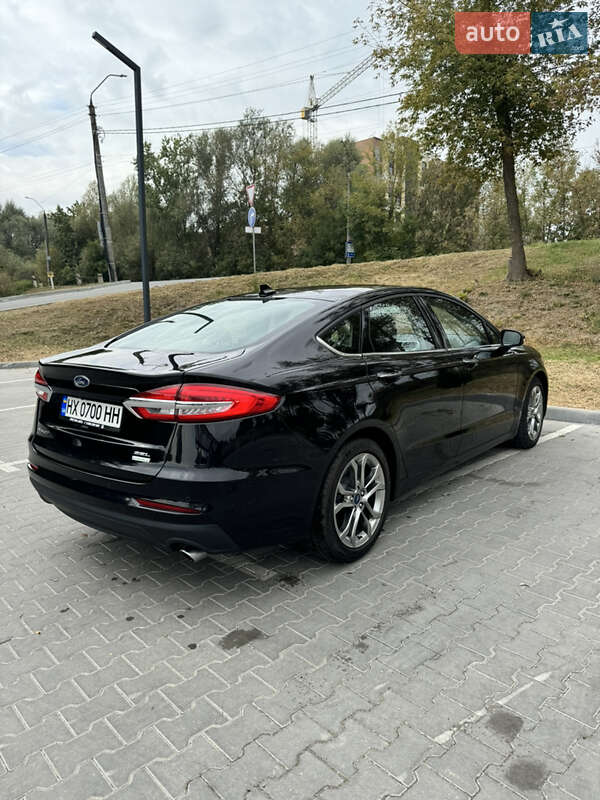 Седан Ford Fusion 2020 в Хмельницькому фото 7 Седан Ford Fusion 2020 в Хмельницькому