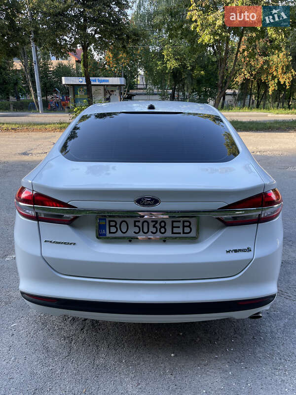 Седан Ford Fusion 2018 в Тернополі