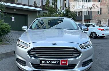 Седан Ford Fusion 2016 в Вінниці