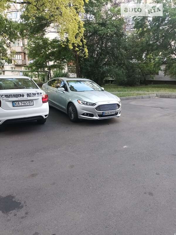 Ford Fusion 2012