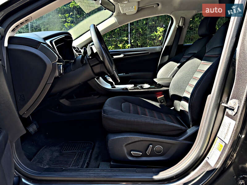 Седан Ford Fusion 2016 в Киеве