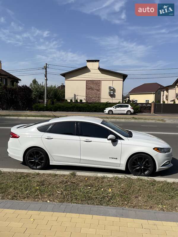 Седан Ford Fusion 2018 в Києві