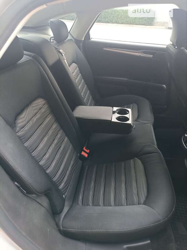 Седан Ford Fusion 2015 в Киеве фото 16 Седан Ford Fusion 2015 в Киеве