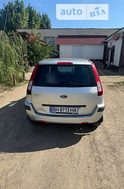 Хэтчбек Ford Fusion 2005 в Одессе