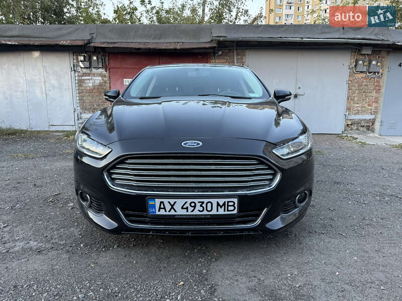 Седан Ford Fusion 2015 в Киеве фото 3 Седан Ford Fusion 2015 в Киеве