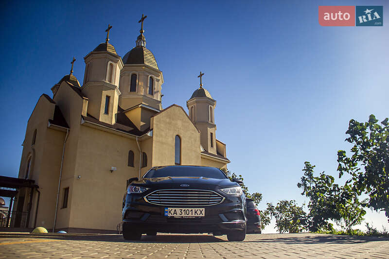 Ford Fusion 2017