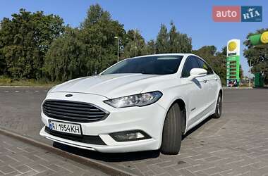 Седан Ford Fusion 2016 в Прилуках