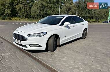 Седан Ford Fusion 2016 в Прилуках