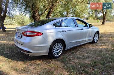 Седан Ford Fusion 2015 в Києві