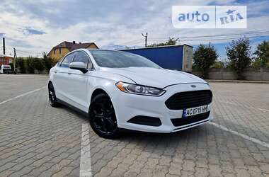 Седан Ford Fusion 2013 в Львове