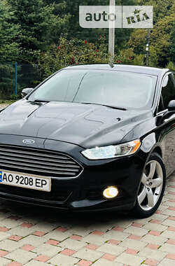 Седан Ford Fusion 2013 в Ужгороде