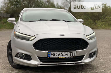 Седан Ford Fusion 2012 в Новояворовске