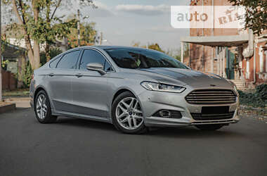 Седан Ford Fusion 2016 в Полтаві