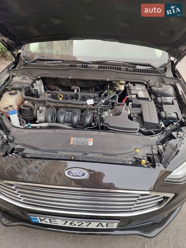 Седан Ford Fusion 2017 в Каменском