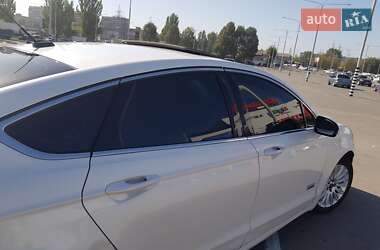 Седан Ford Fusion 2013 в 