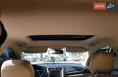 Седан Ford Fusion 2013 в 