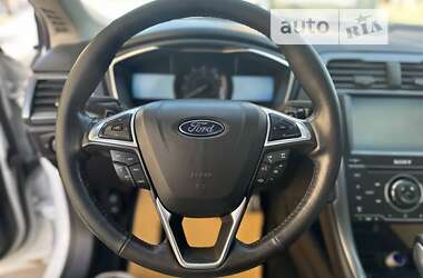 Седан Ford Fusion 2015 в Запоріжжі