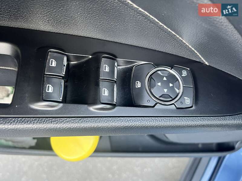 Седан Ford Fusion 2019 в Днепре