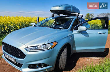 Седан Ford Fusion 2013 в 