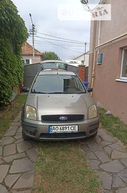 Хэтчбек Ford Fusion 2004 в Мукачево