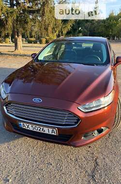 Седан Ford Fusion 2015 в Чугуєві