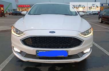 Седан Ford Fusion 2018 в Трускавці