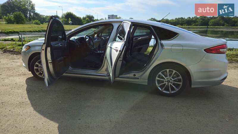 Седан Ford Fusion 2017 в Івано-Франківську