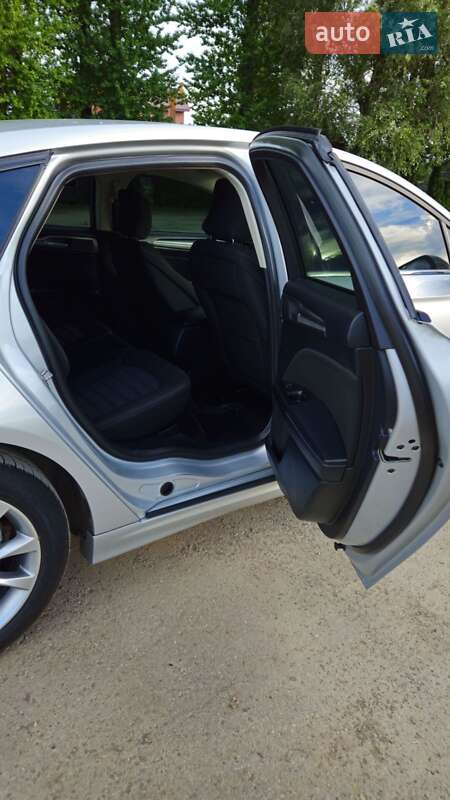 Седан Ford Fusion 2017 в Івано-Франківську