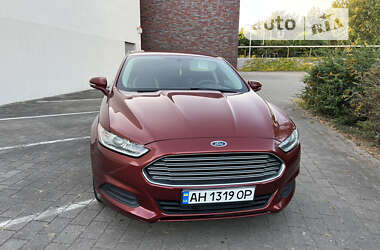 Седан Ford Fusion 2014 в Львове