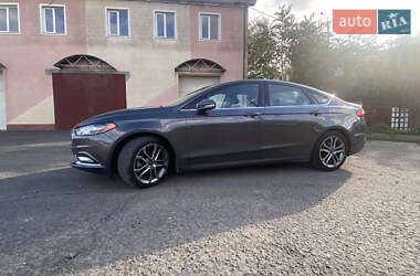 Седан Ford Fusion 2017 в 